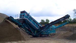 Powerscreen Chieftain 1700 Track